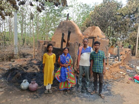 chhoto aka prayas Parivar extended a helping hand to the fire victims ​
